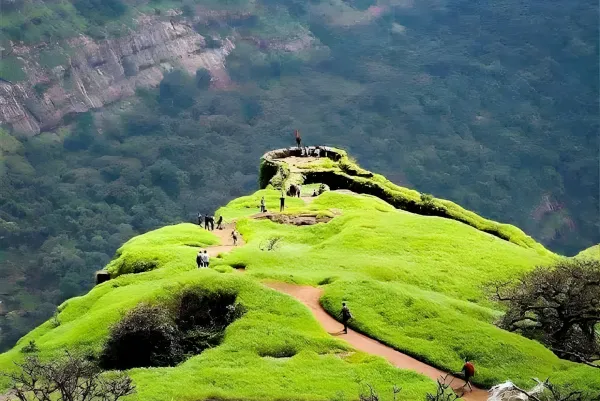 Mumbai City & Lonavala Escape 3