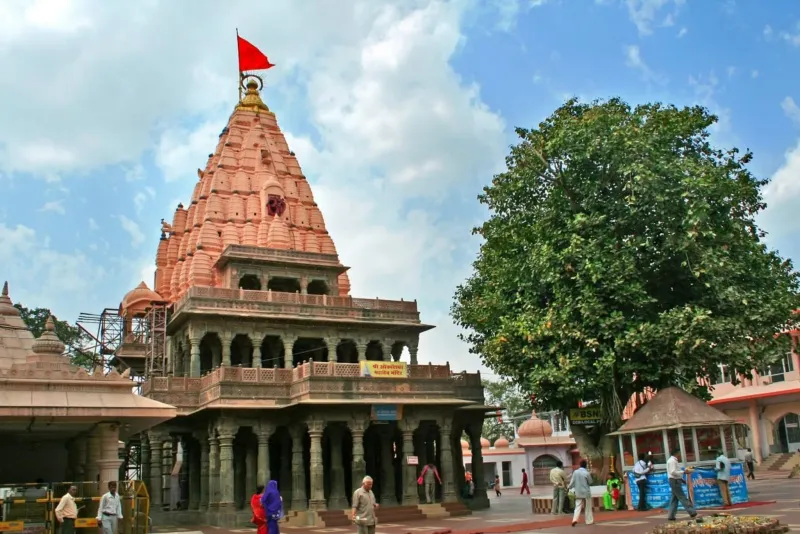 Mahakal & Omkareshwar Darshan Tour