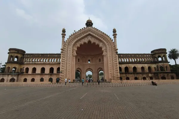 Ayodhya, Naimisharanya & Lucknow Tour 5