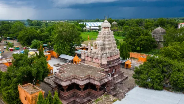 Maharashtra Jyotirlinga Darshan Yatra 3