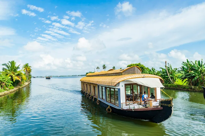 Top 5 Honeymoon Destinations in India for South Indian Couples